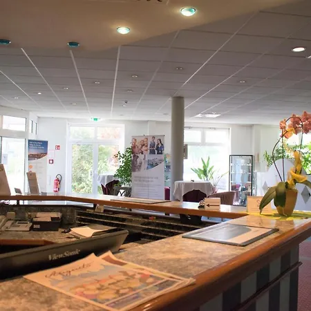 Quick Dresden West מלון