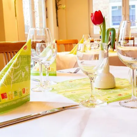 Quick Dresden West מלון