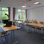 Quick Dresden West Hotel 3*