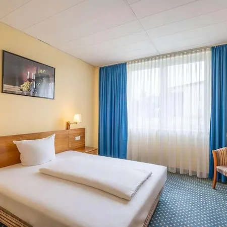 Quick Dresden West Hotell