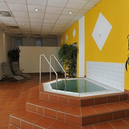 Quick Dresden West 3* Kesselsdorf