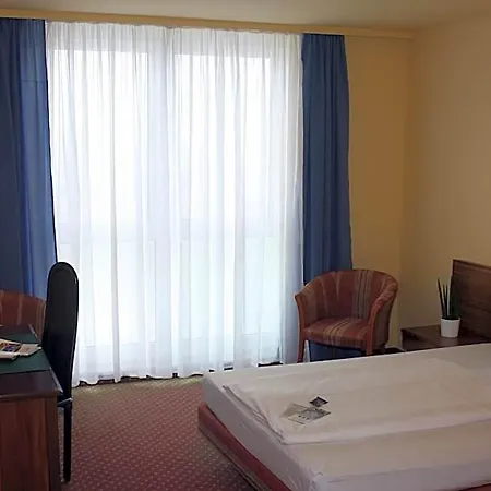 Hotel Quick Dresden 24h Self Check-in 3*