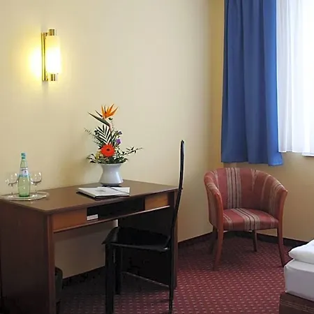 Quick Dresden 24h Self Check-in 3*