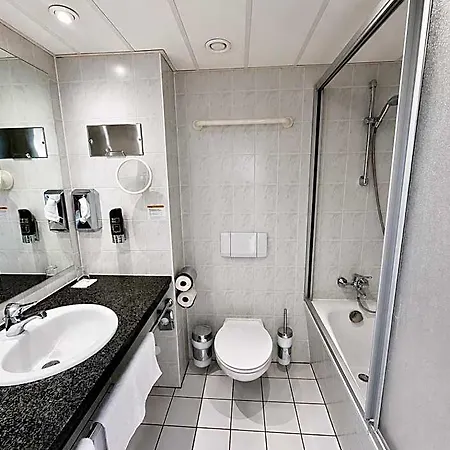 Quick Dresden 24h Self Check-in Hotel 3*