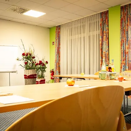 Quick Dresden West 3*